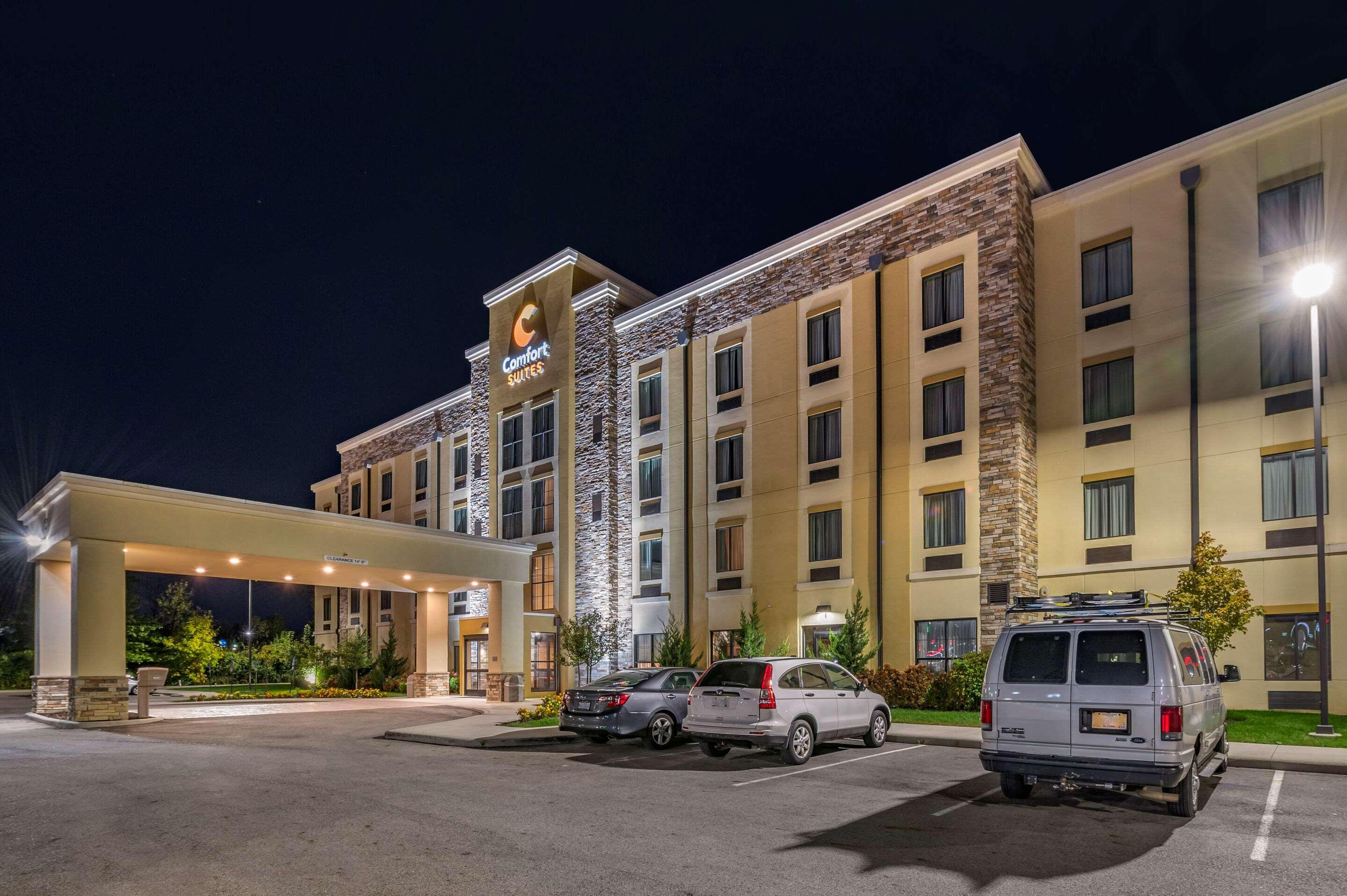 Comfort Suites Columbus Airport Exterior foto